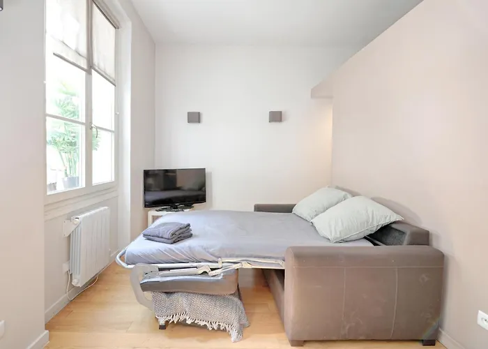 Servandoni - Heart Of Saint Germain Des Pres - Location